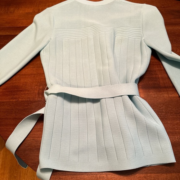 Vintage James Kenrob belted cardigan in primo condition!  Blue. Size small - Picture 2 of 4